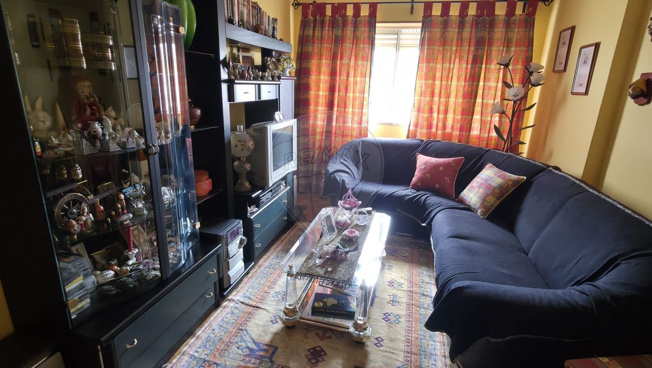 listing 124661121-3 picture-0