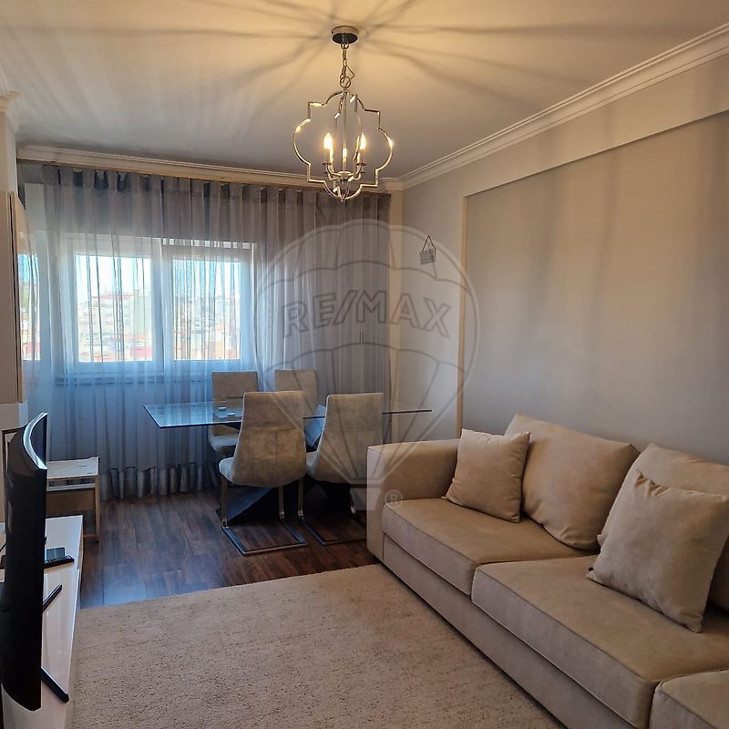 Apartamento T2 à venda em Sintra