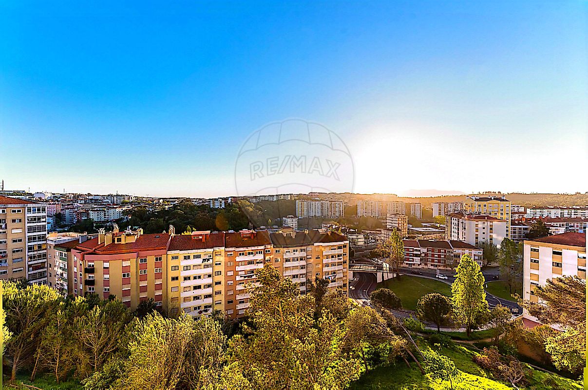 Apartamento T2 à venda em Sintra