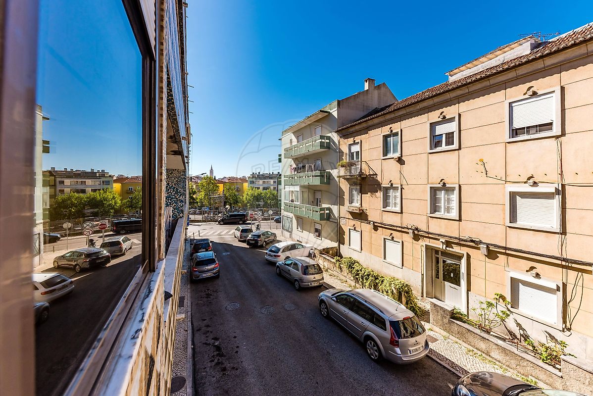 Apartamento T2 à venda em Mina de Água, Amadora — foto 27