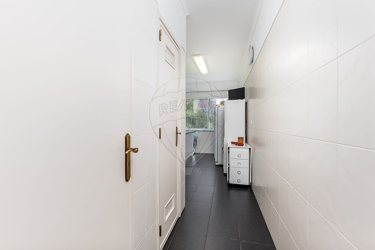 Apartamento T2 à venda em Mina de Água, Amadora — foto 7