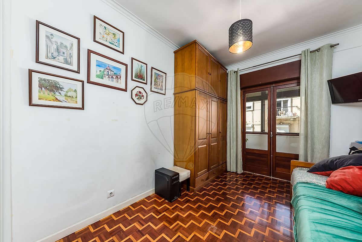 Apartamento T2 à venda em Mina de Água, Amadora — foto 17