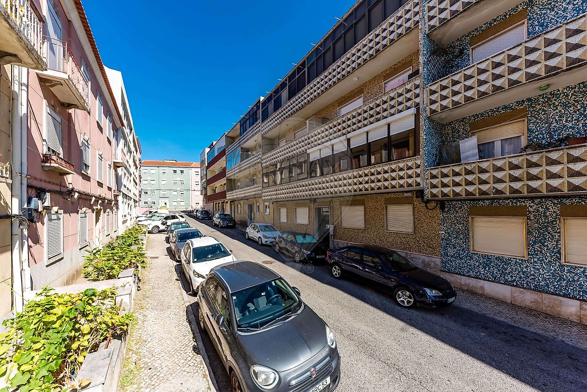 Apartamento T2 à venda em Mina de Água, Amadora — foto 11