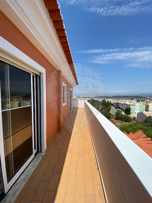 Apartamento T2 à venda em Lagoa (Algarve)