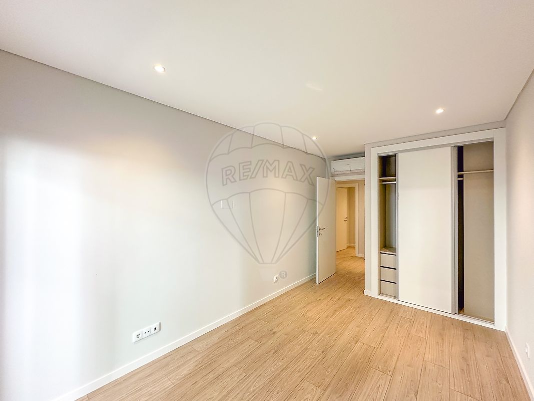 Apartamento T3 à venda em Montenegro, Faro — foto 17