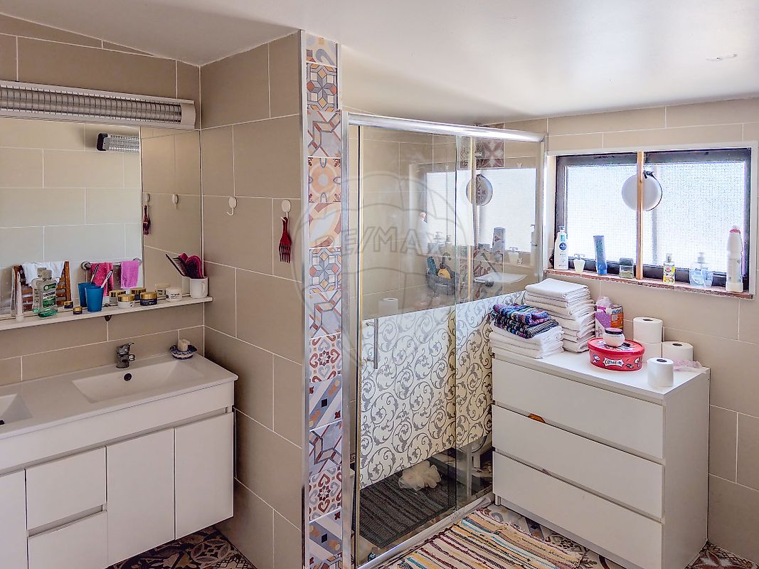 listing 124681368-5 picture-0