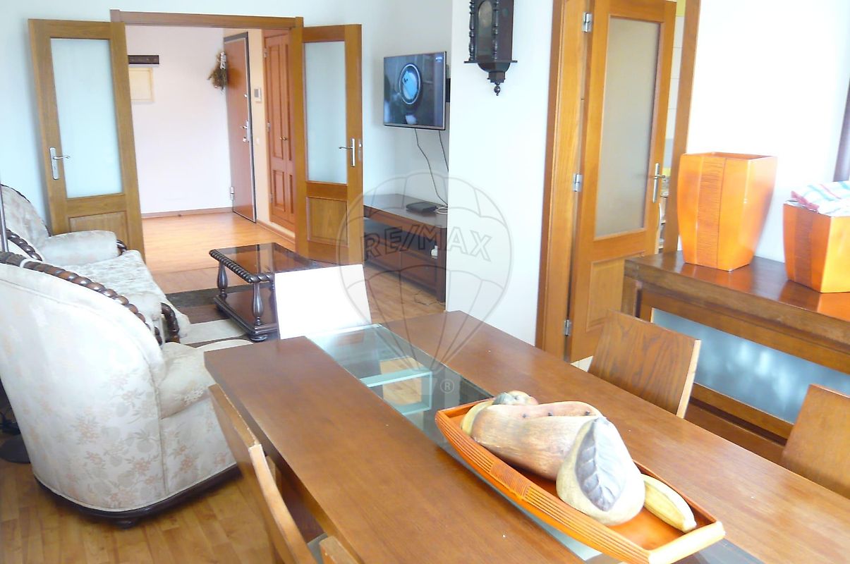 Apartamento T3 à venda em Faro
