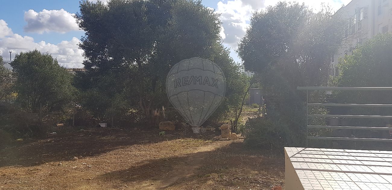 Land for sale in Loulé, Portugal — €400,000