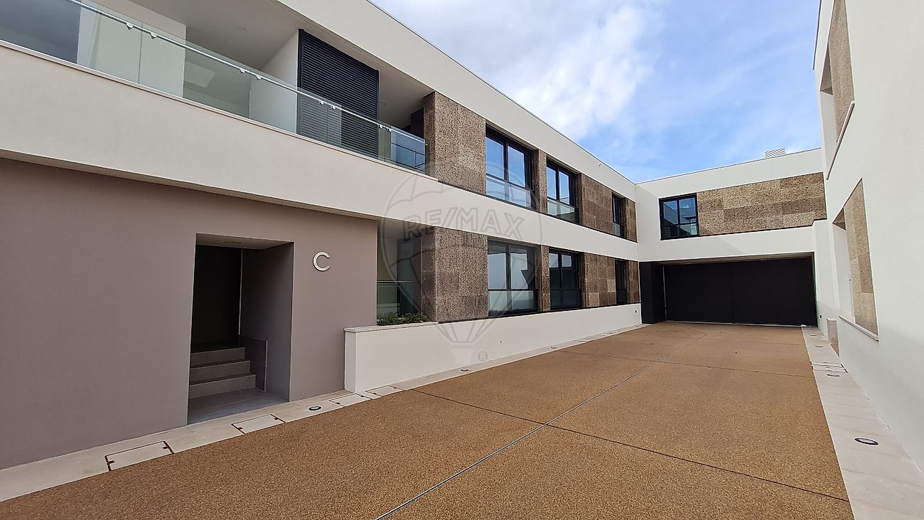 listing 126091051-16 picture-0
