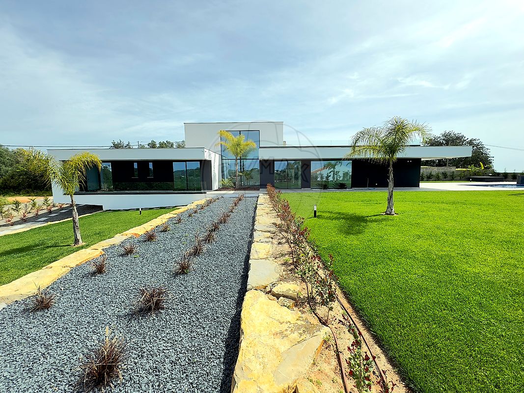 Moradia T5 à venda em Loulé