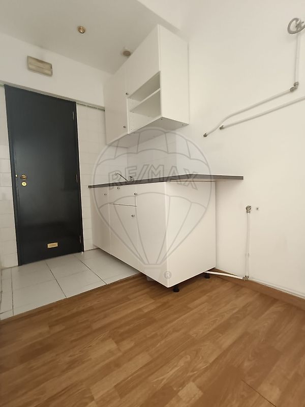 listing 124711088-101 picture-0