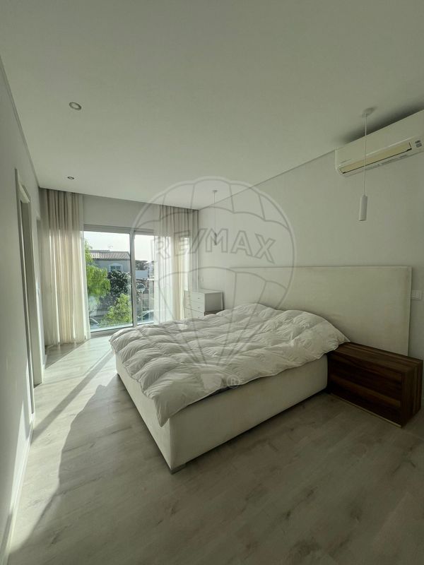 listing 124711117-6 picture-0