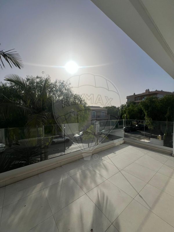 listing 124711117-6 picture-0
