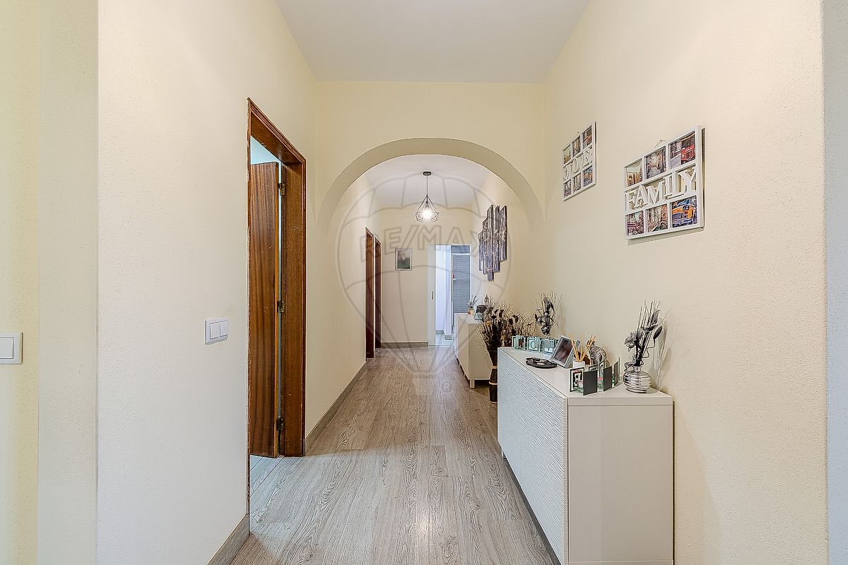 listing 124711109-6 picture-0