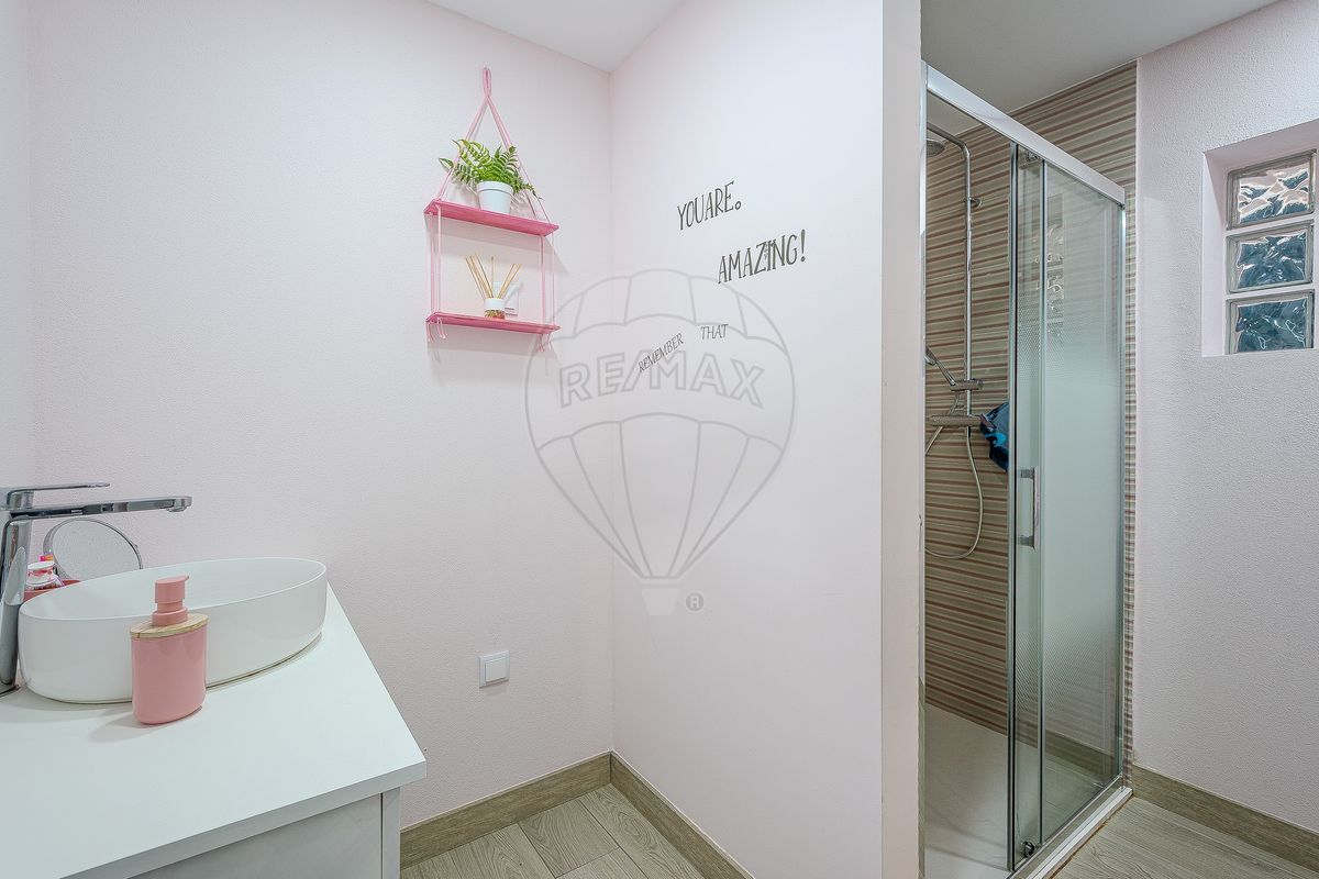 listing 124711109-6 picture-0