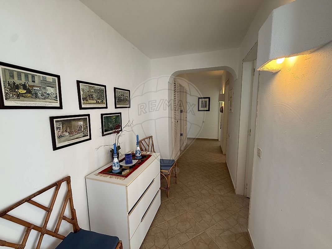 Apartamento T2 à venda em Albufeira
