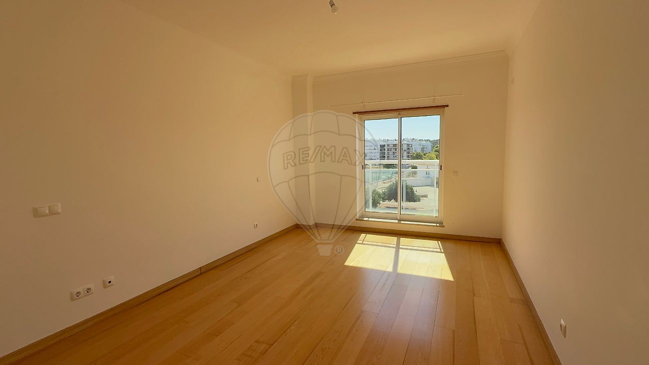 Apartamento T3 à venda em São Clemente, Loulé — foto 17