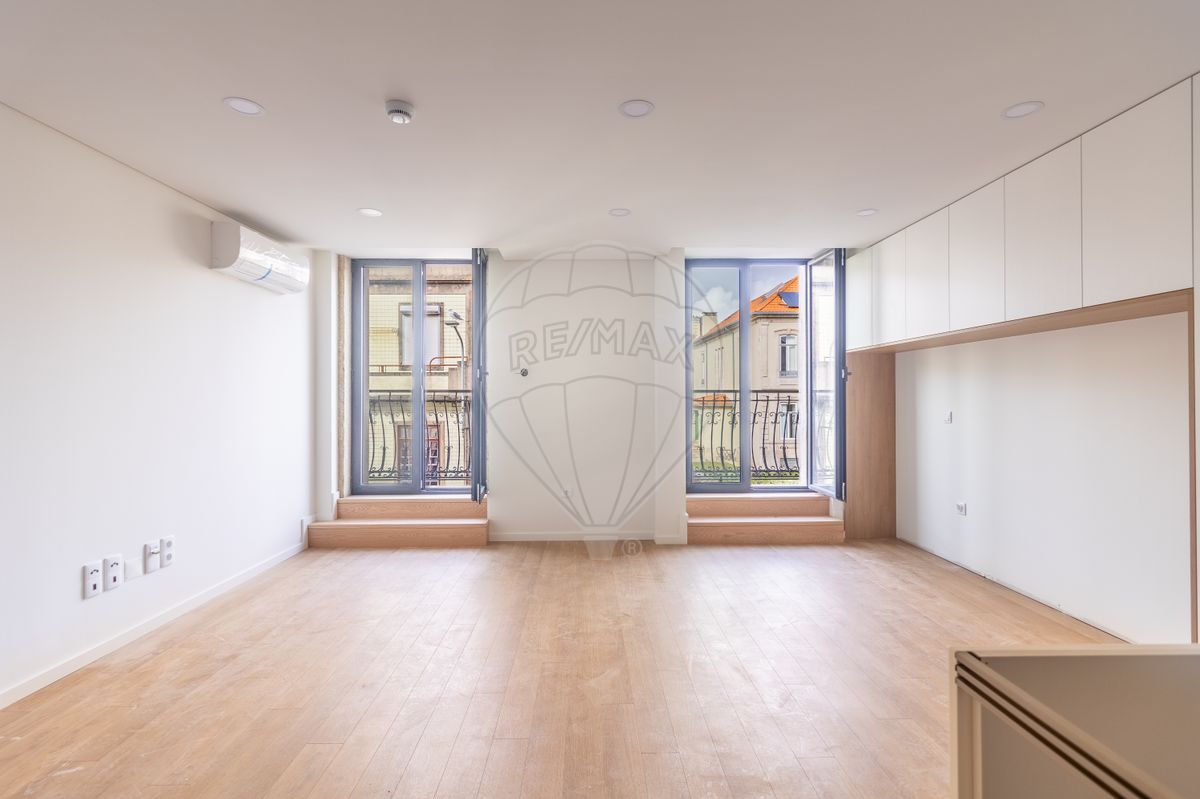 listing 124721165-85 picture-0