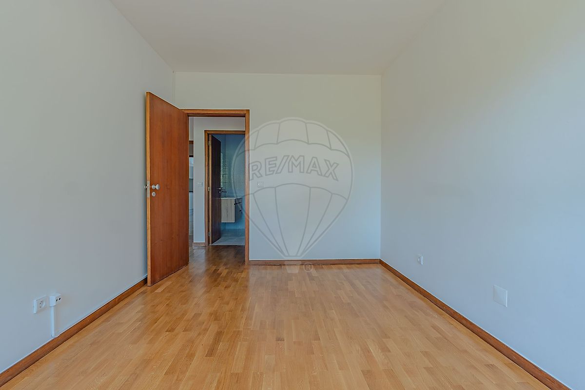 listing 124721100-59 picture-0