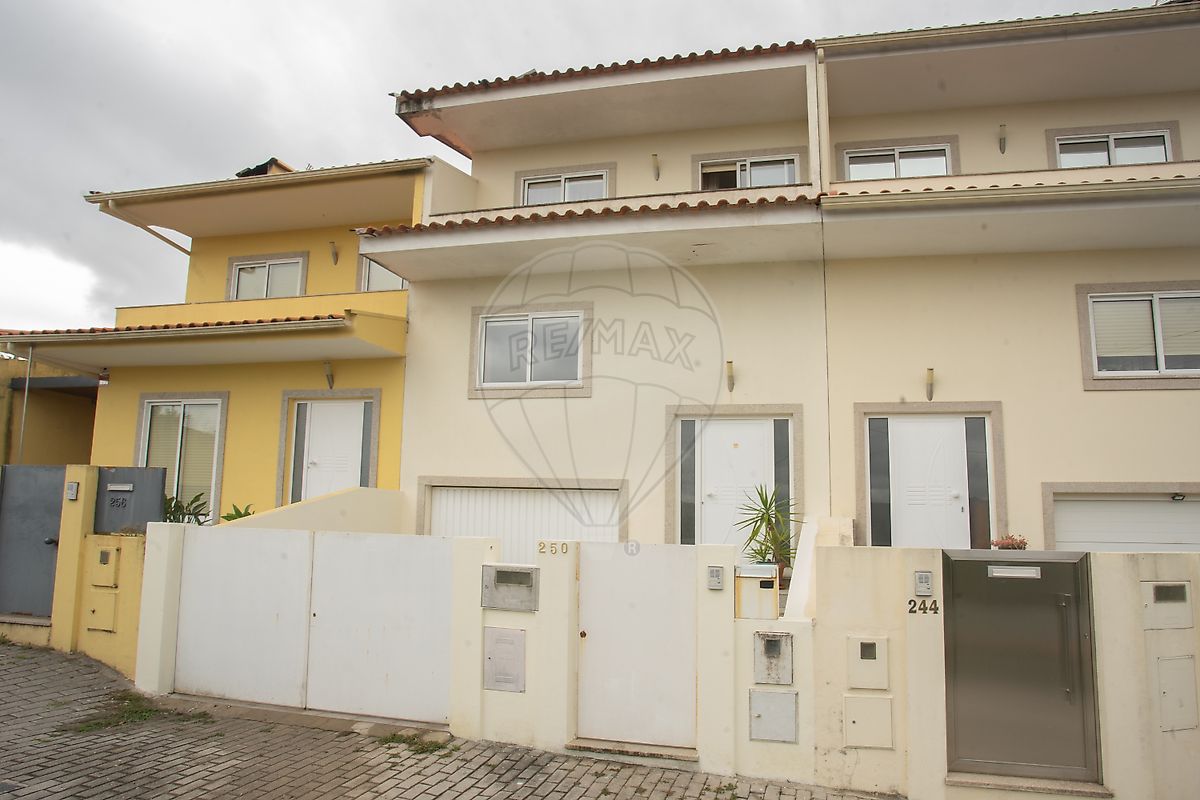Moradia - Cruz, Vila Nova de Famalicão, Braga