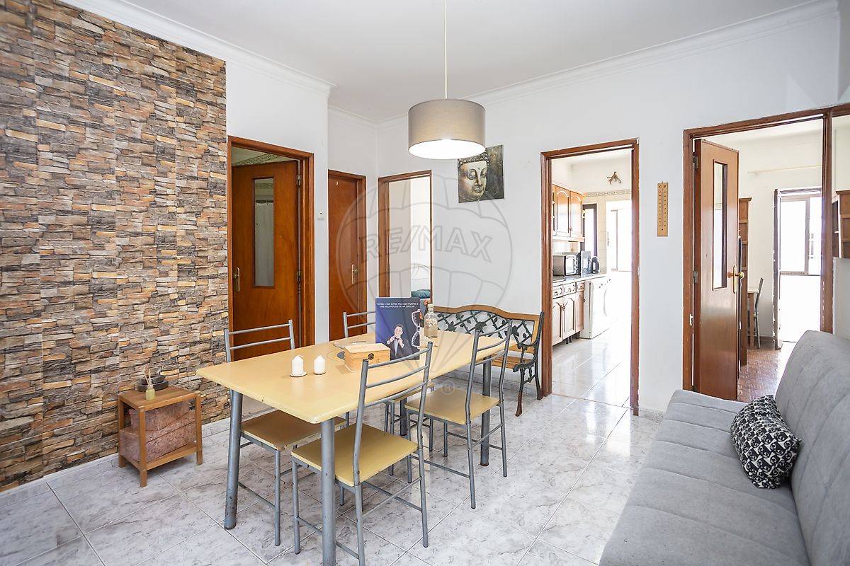 Apartamento T3 à venda em Almada