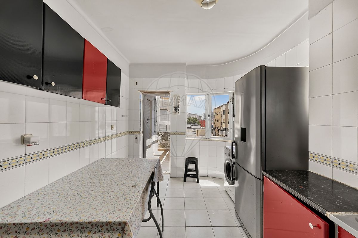 Apartamento T2 à venda em Moita