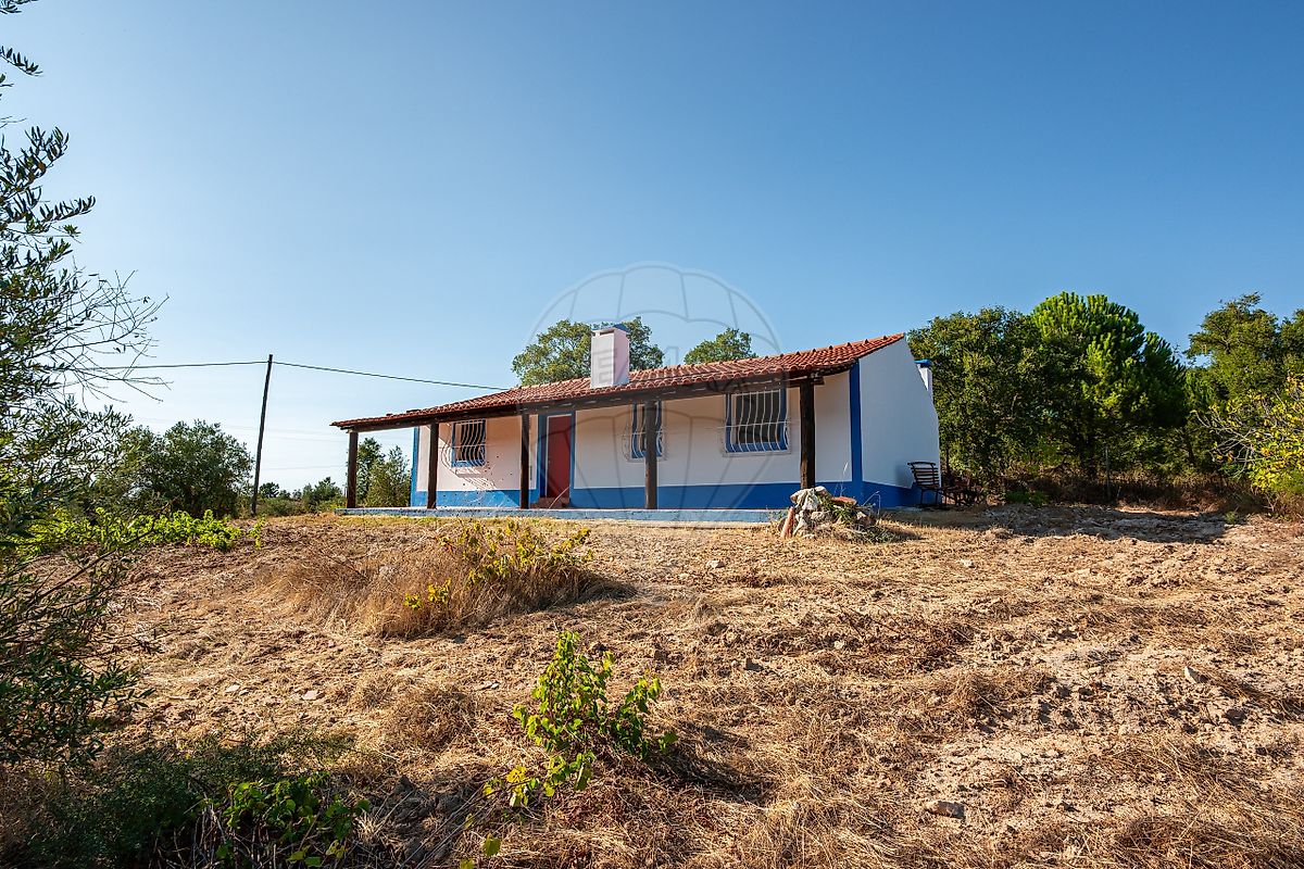 Quinta T2 à venda em Mora