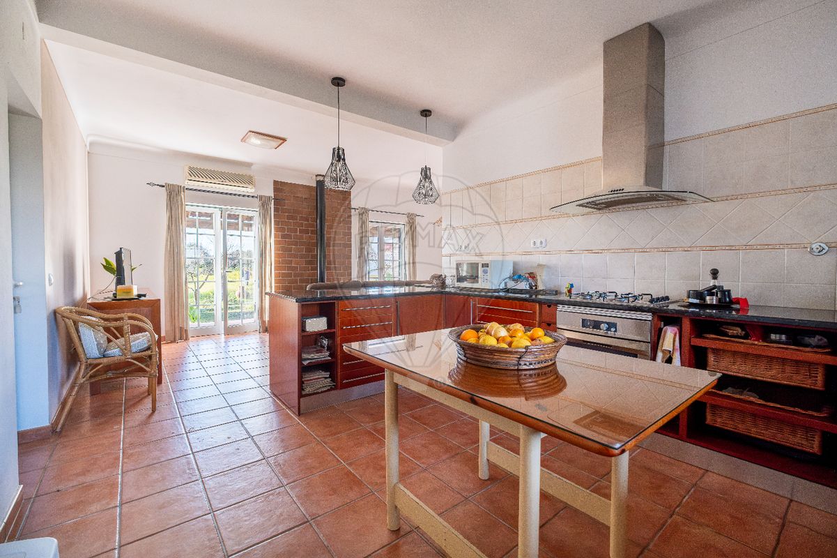 listing 124771074-27 picture-0