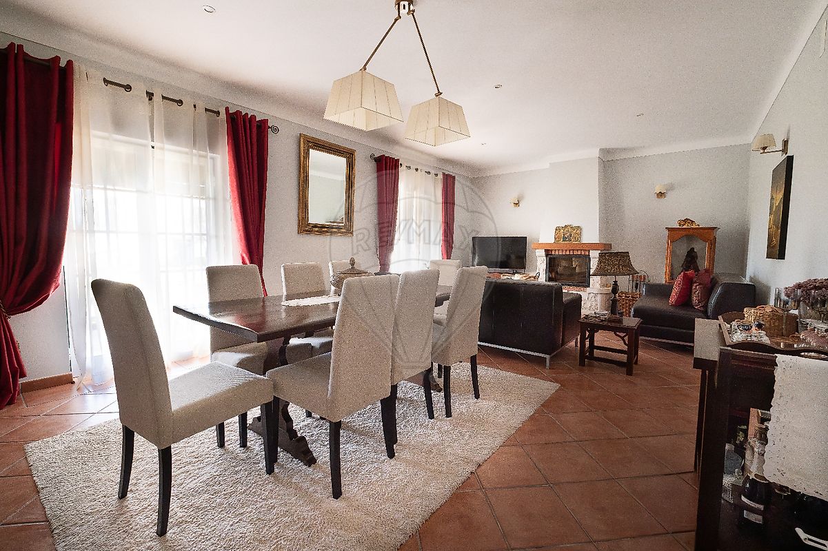listing 124771074-27 picture-0