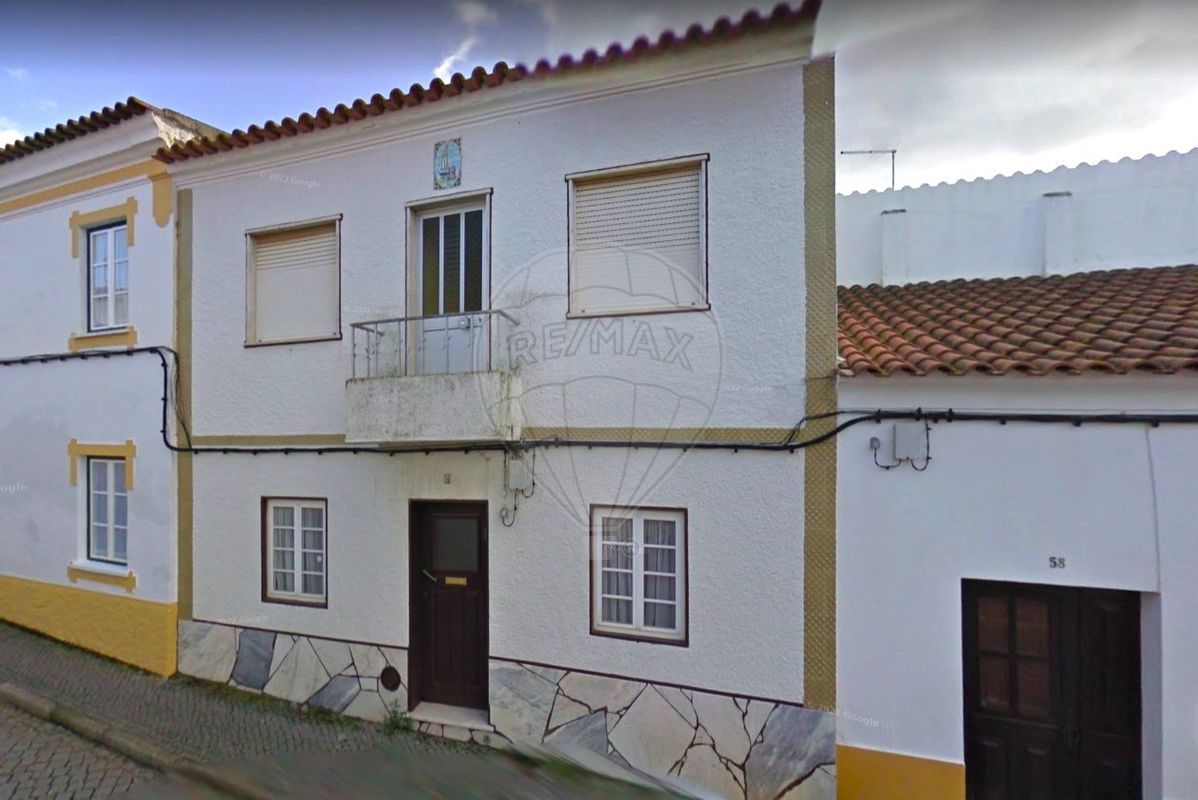 Moradia T5 para venda