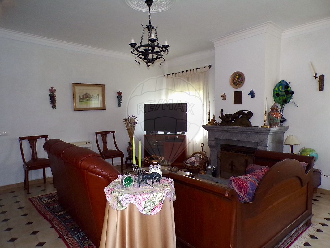 listing 124771128-10 picture-0