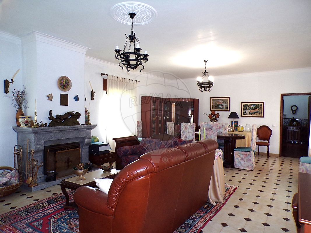 listing 124771128-10 picture-0