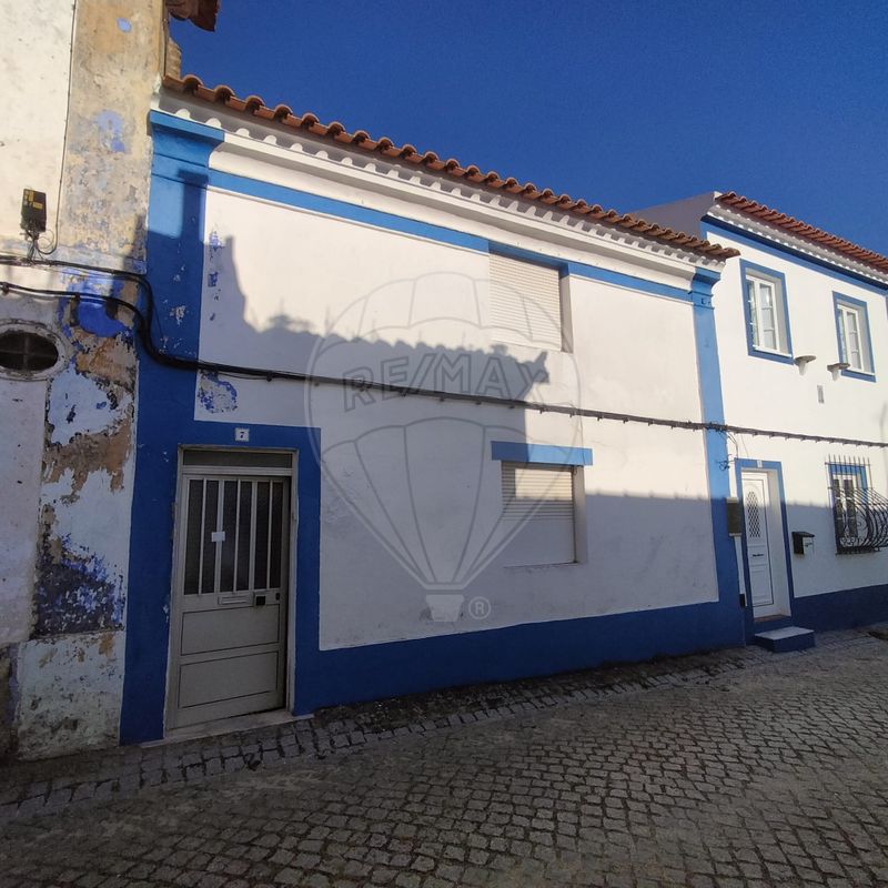 Moradia T4 para venda
