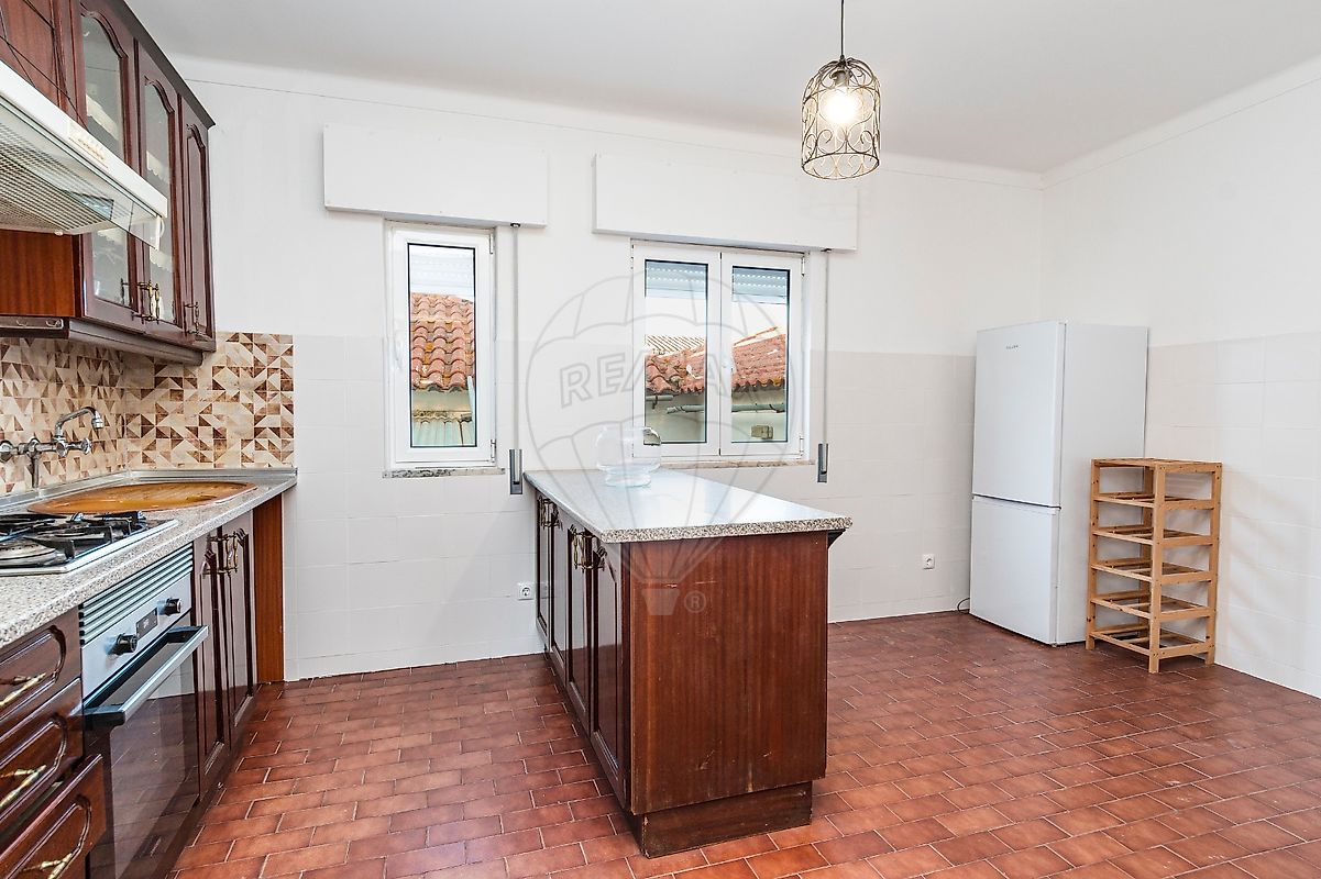 listing 124771032-141 picture-0