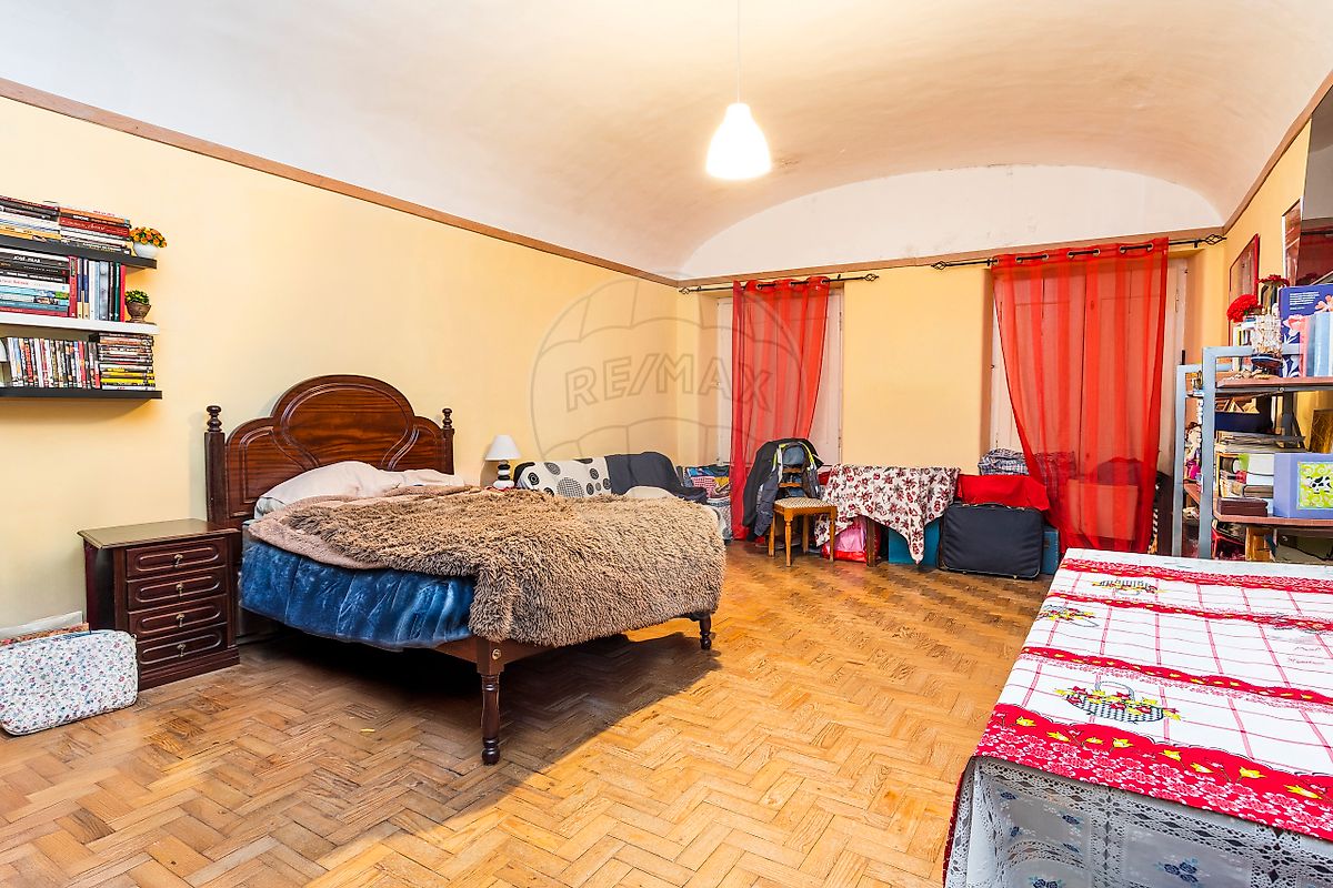 listing 124771006-104 picture-0