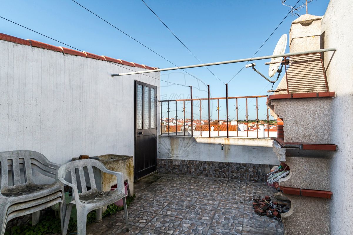 listing 124771008-132 picture-0