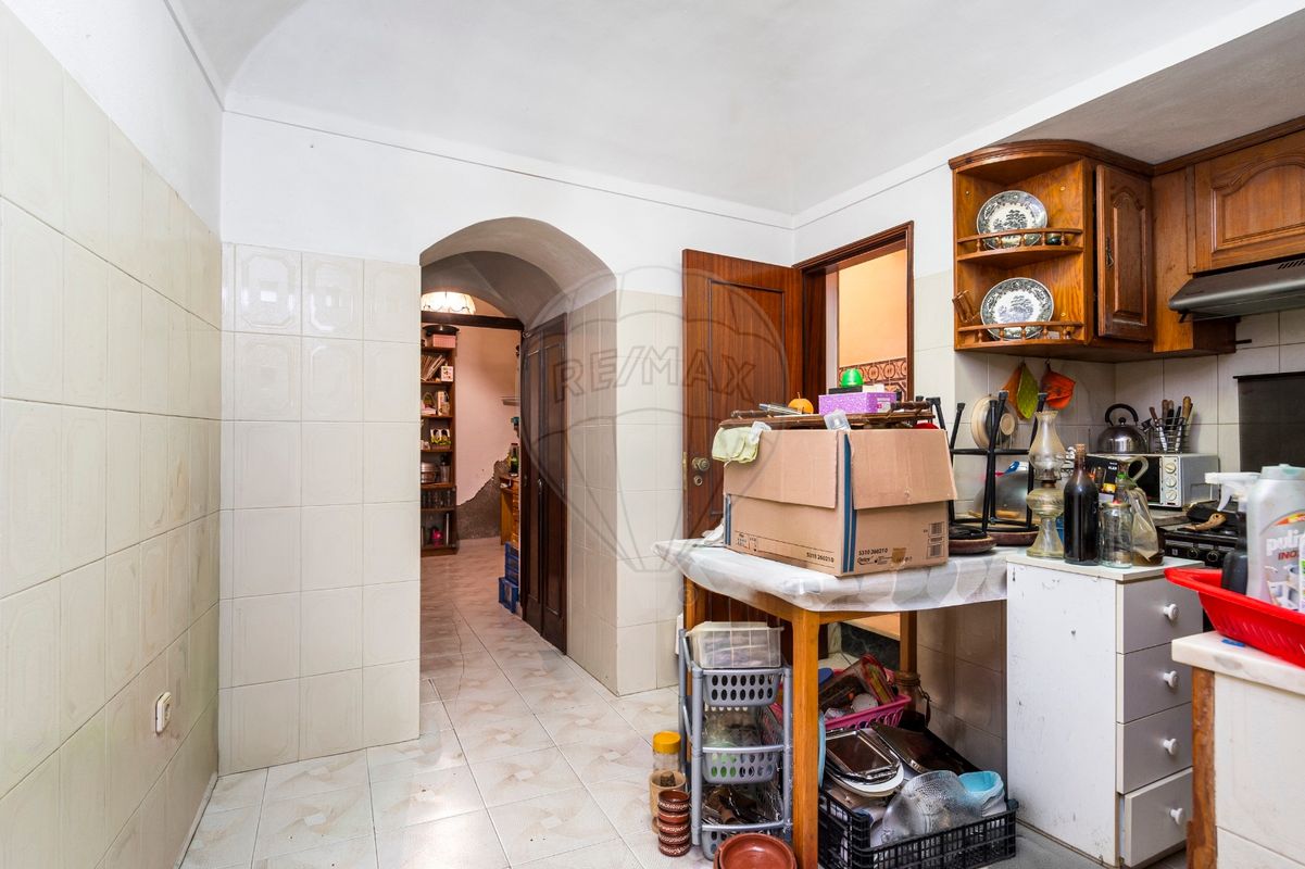 listing 124771008-132 picture-0