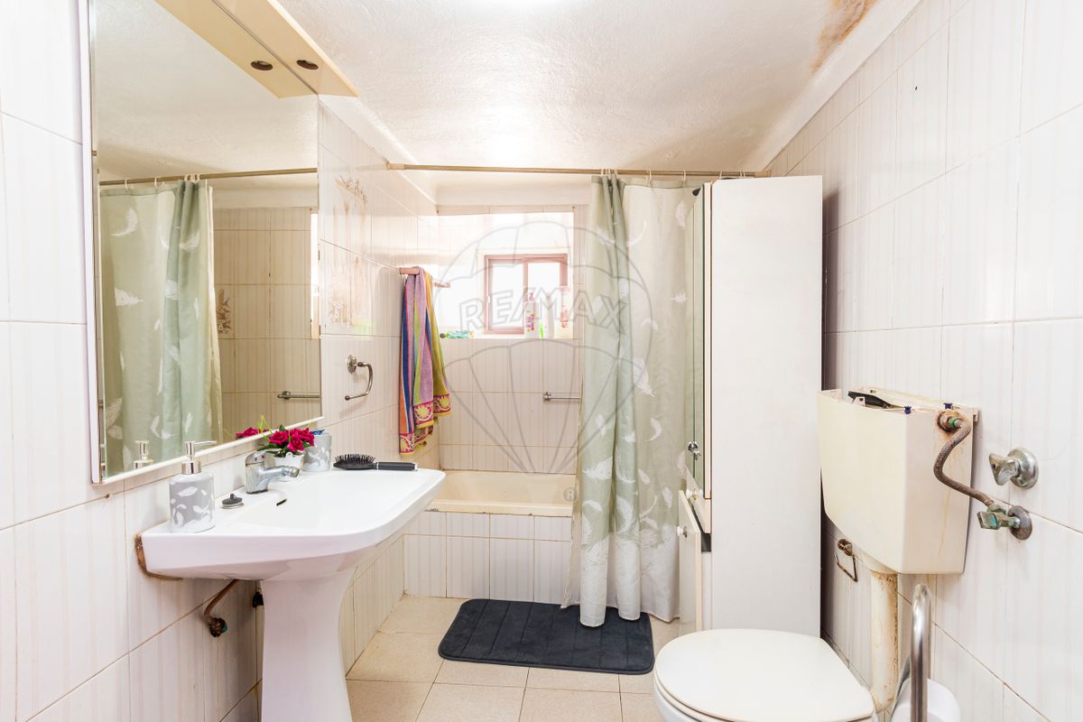 listing 124771124-21 picture-0