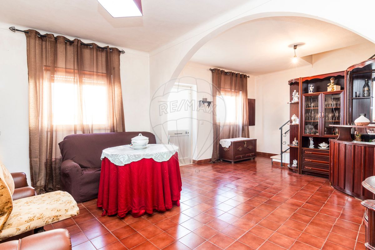listing 124771124-21 picture-0