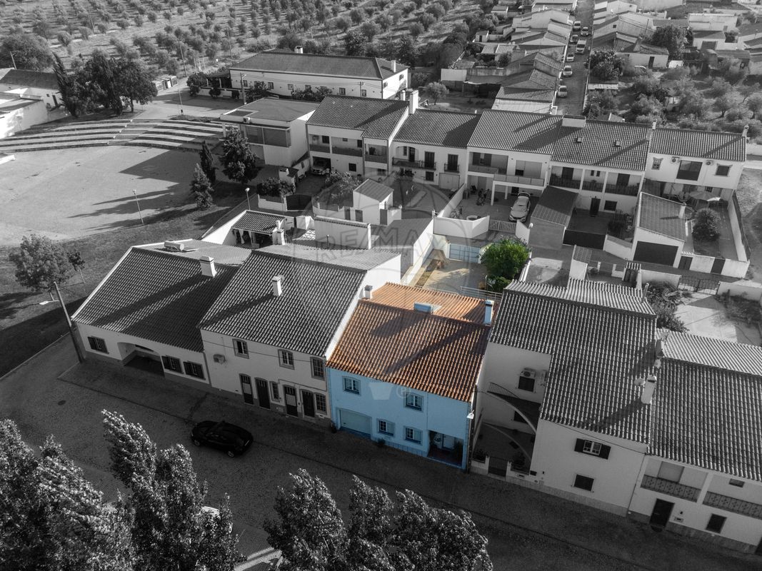 Moradia T4 para venda