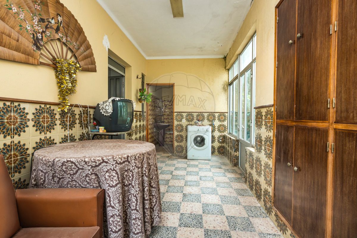 listing 124771157-2 picture-0