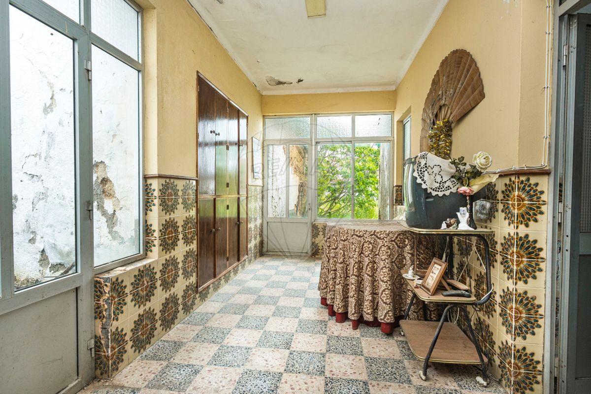 listing 124771157-2 picture-0