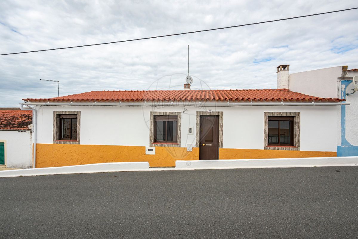 Moradia T4 para venda