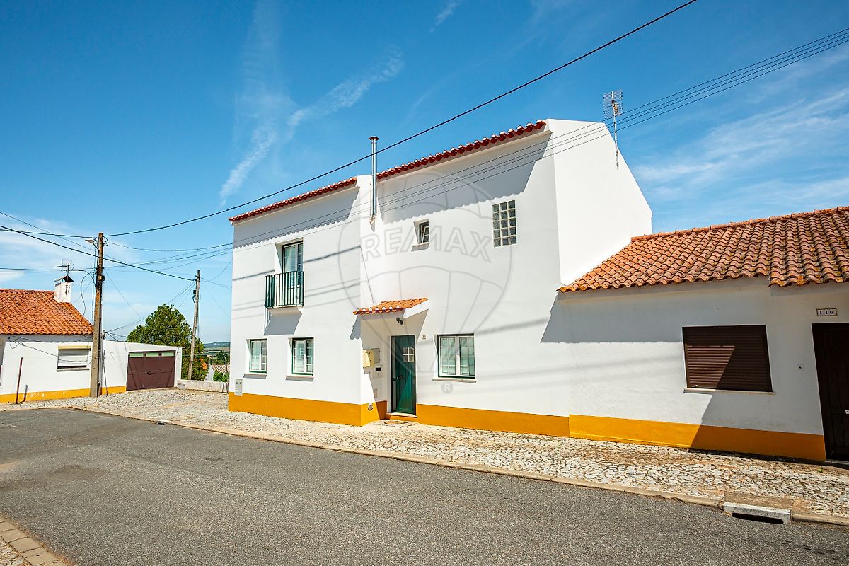 Moradia T5 para venda