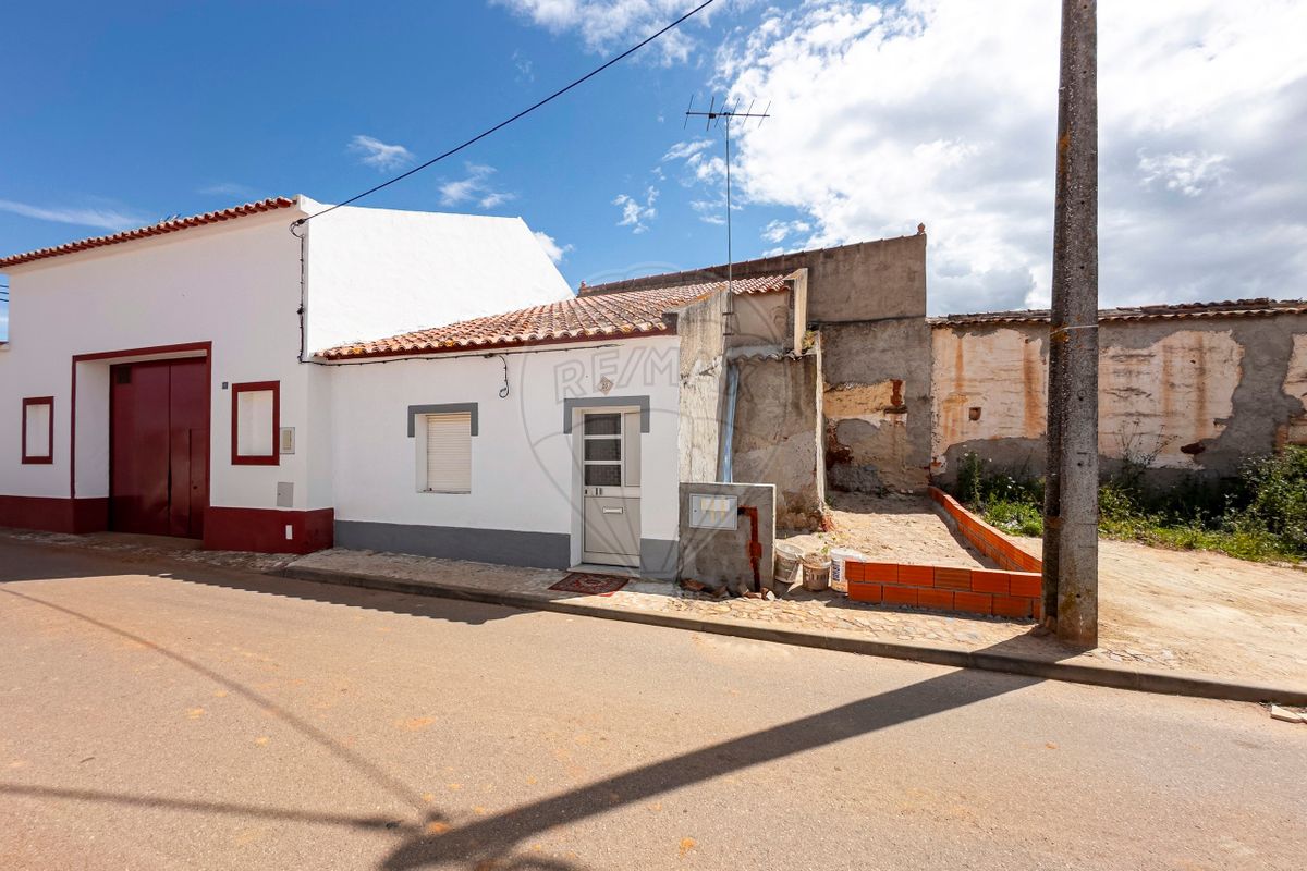 Moradia T2 para venda