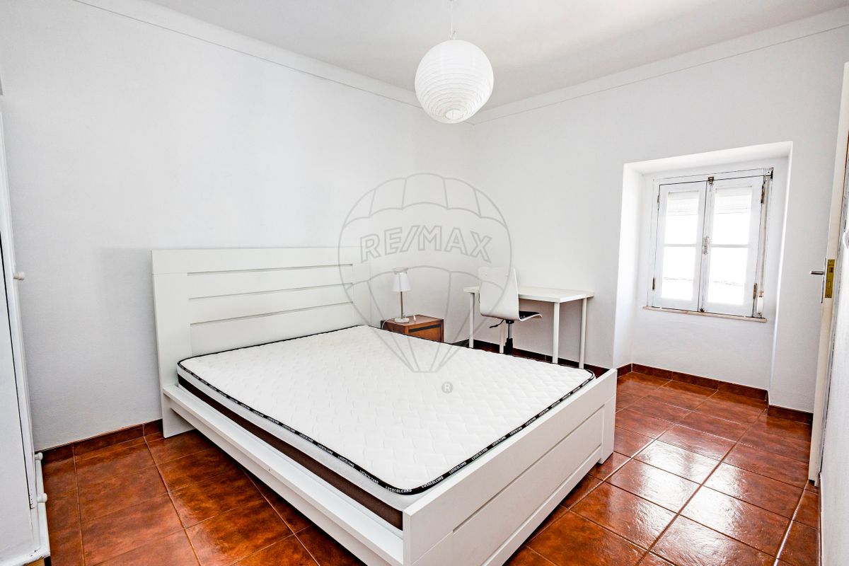 Moradia T4 para venda