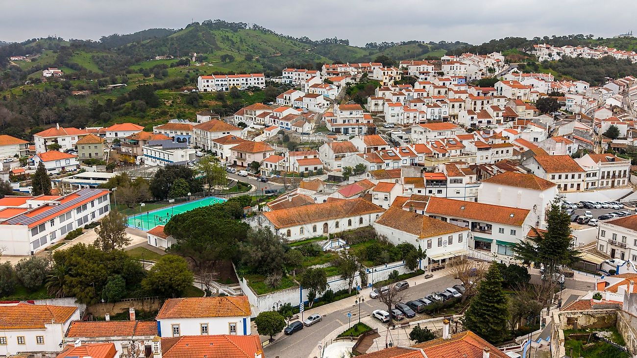 Moradia T10 à venda em Odemira