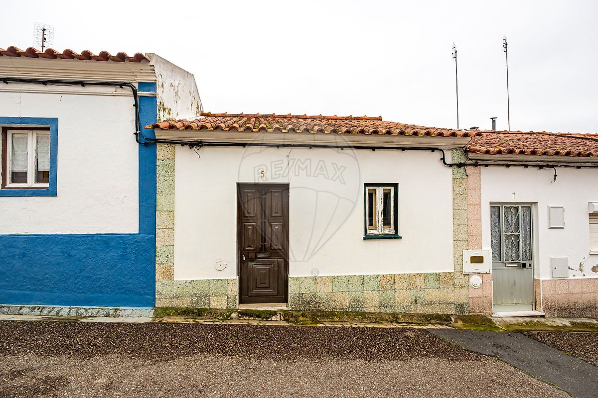 Moradia - Cabeção, Mora, Évora