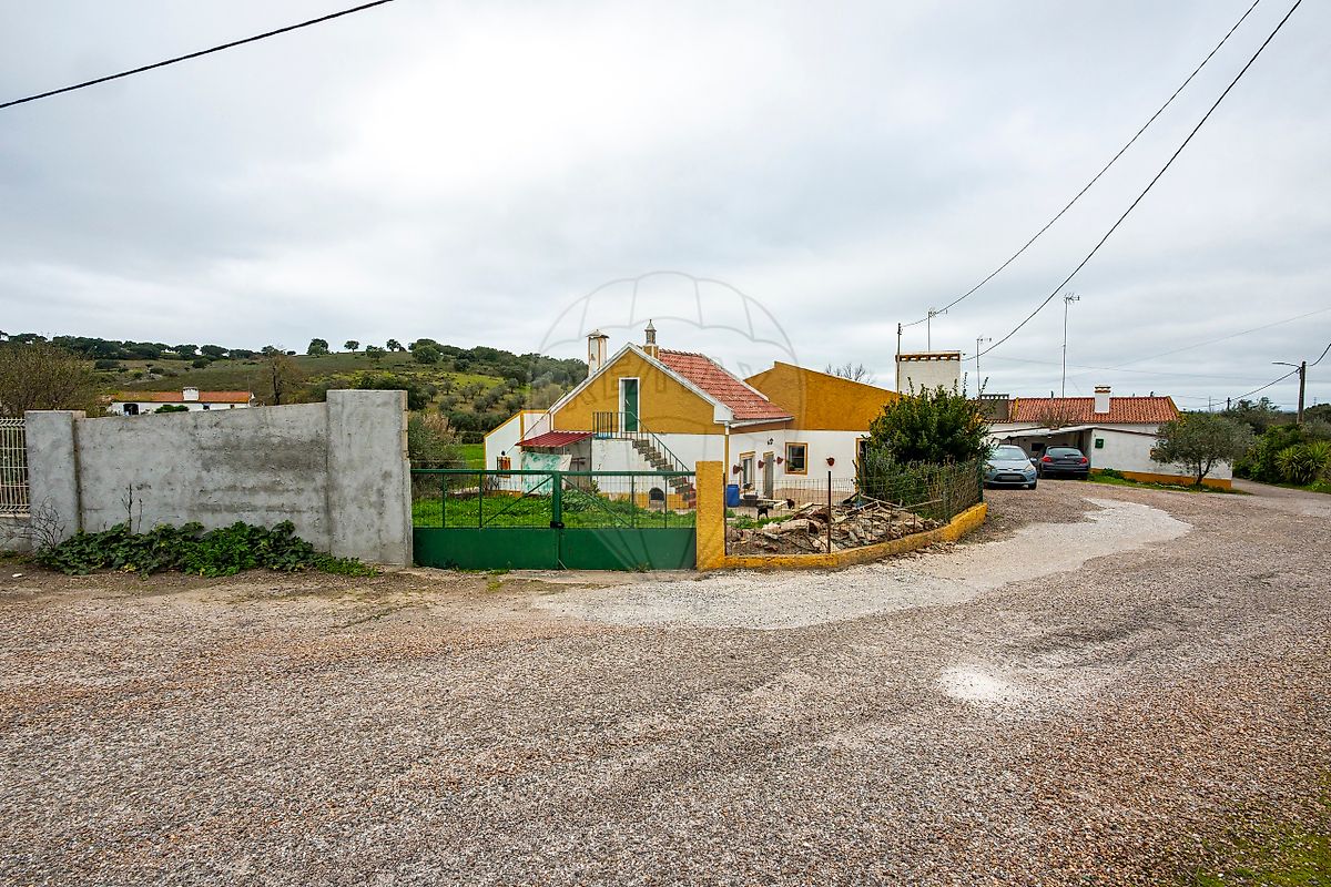 Moradia - Orada, Borba, Évora