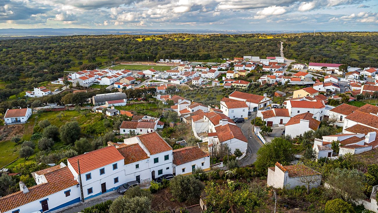 Moradia - São Bartolomeu do Outeiro e Oriola, Portel, Évora